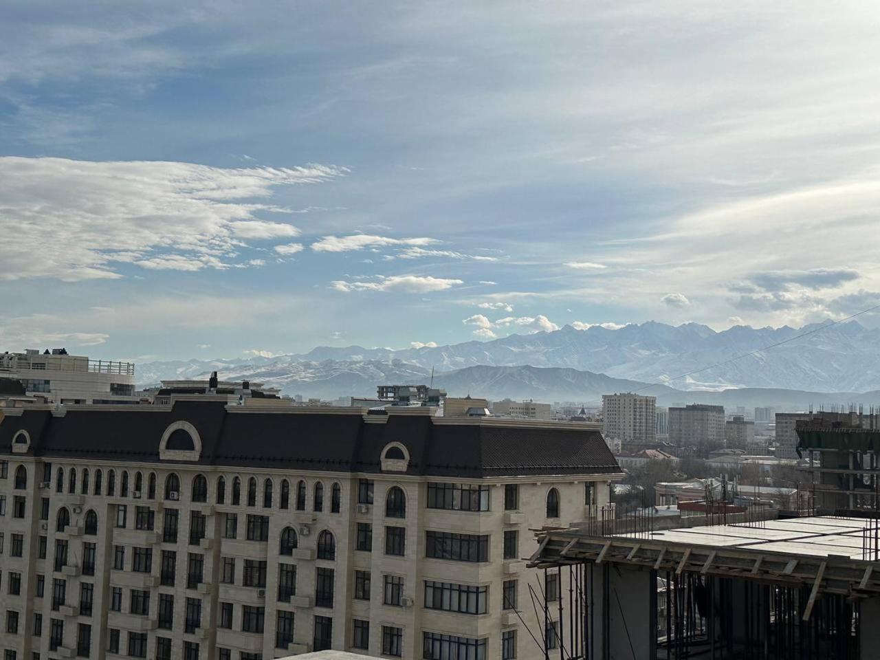 Apartment With City View On Sydykova St. 123 Bishkek Esterno foto