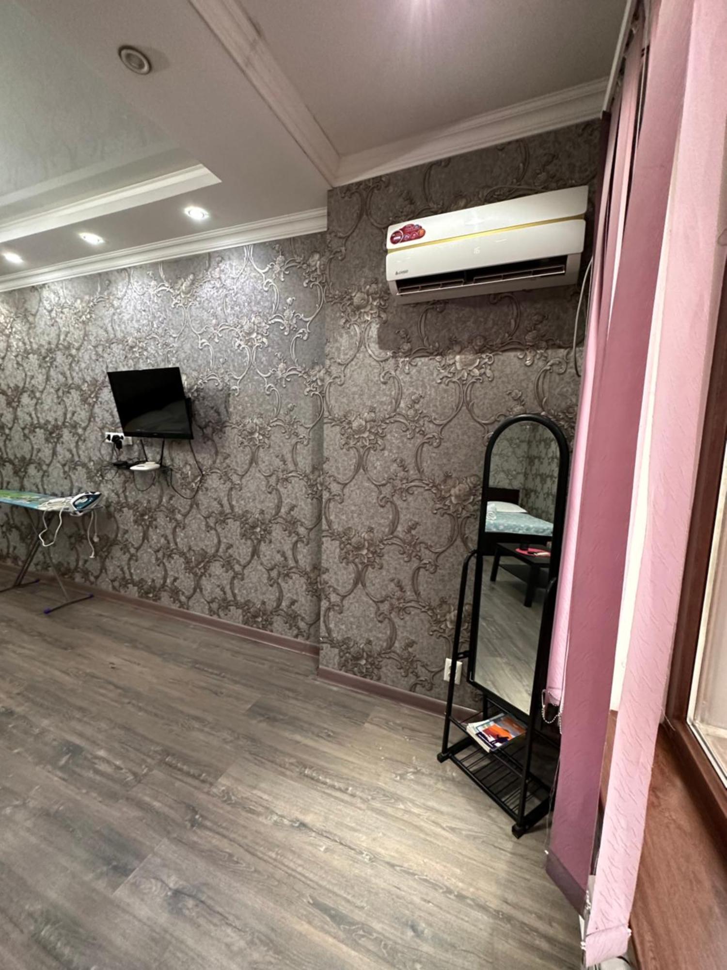 Apartment With City View On Sydykova St. 123 Bishkek Esterno foto