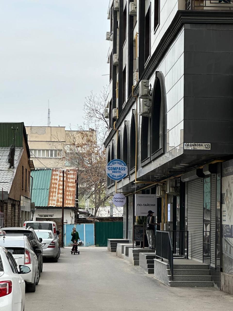Apartment With City View On Sydykova St. 123 Bishkek Esterno foto